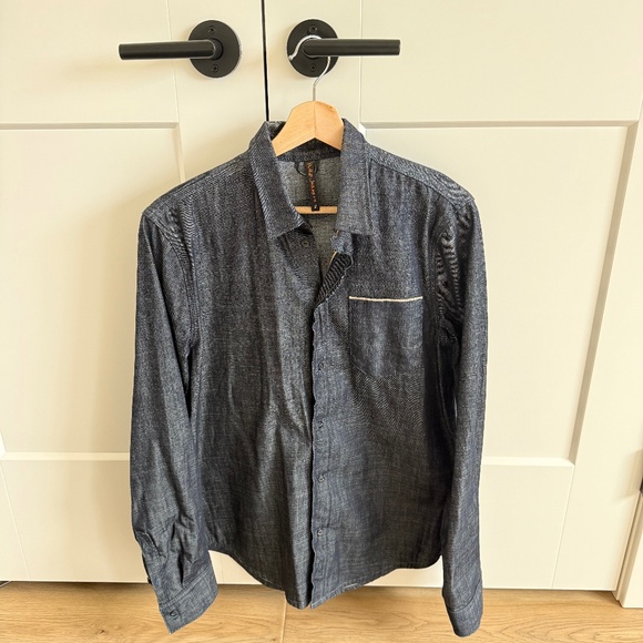 NUDIE JEANS Dark Denim Men’s Shirt - Picture 1 of 3